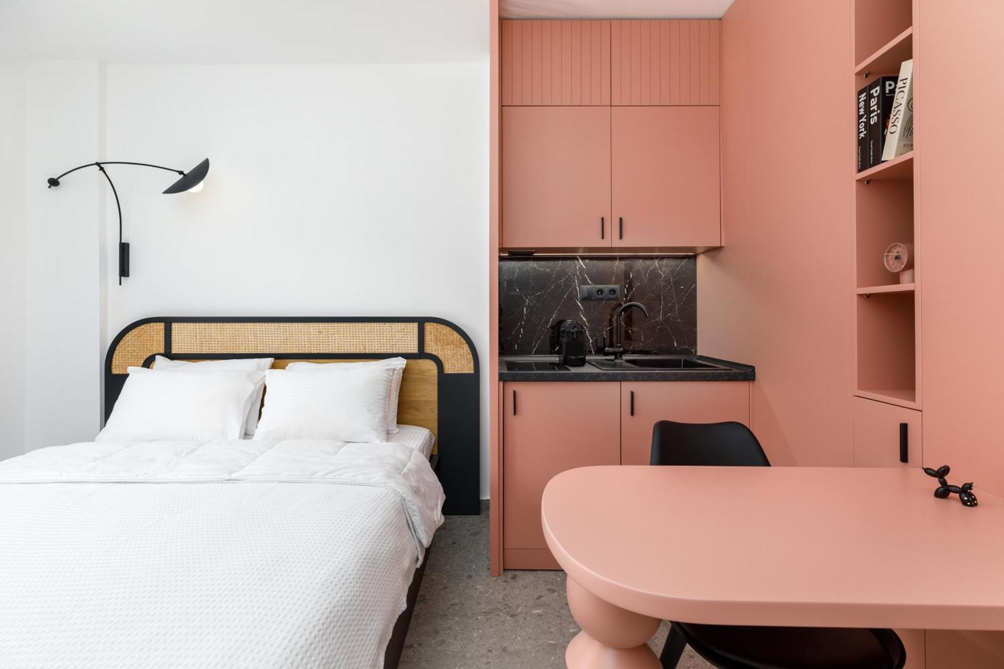 Lorian Suite By Alchemia Parking Thessaloniki Exterior photo